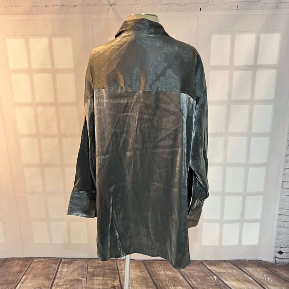 H&M Silver Metallic Long Sleeve Button Down Blouse Top Size Large - Picture 8 of 13
